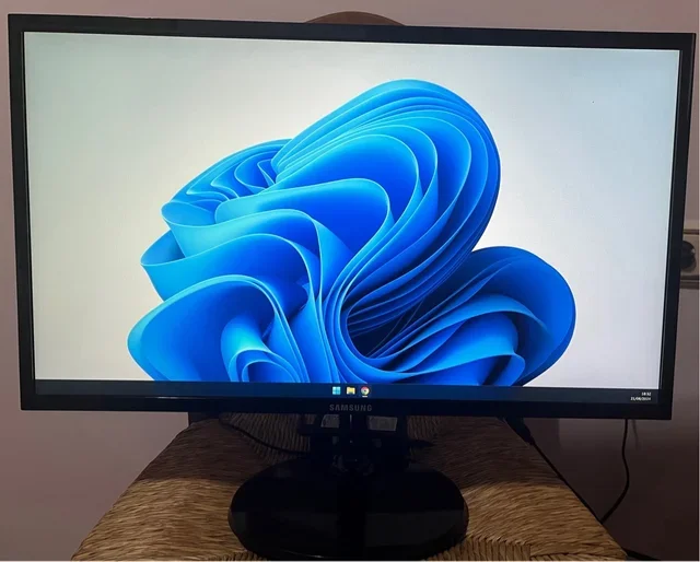 Samsung 24-tums datorskärm - Huvudbild
