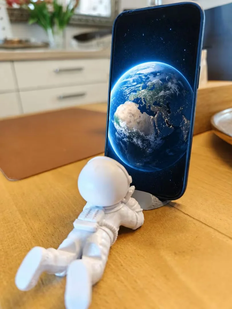 Astronaut Telefonhållare – Dekoration för hemmet - Huvudbild