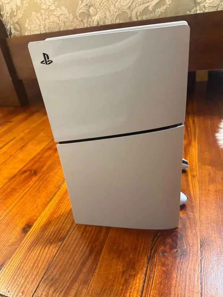 Playstation 5 + handkontroll och alla kablar - PS5 - Miniatyrbild 3