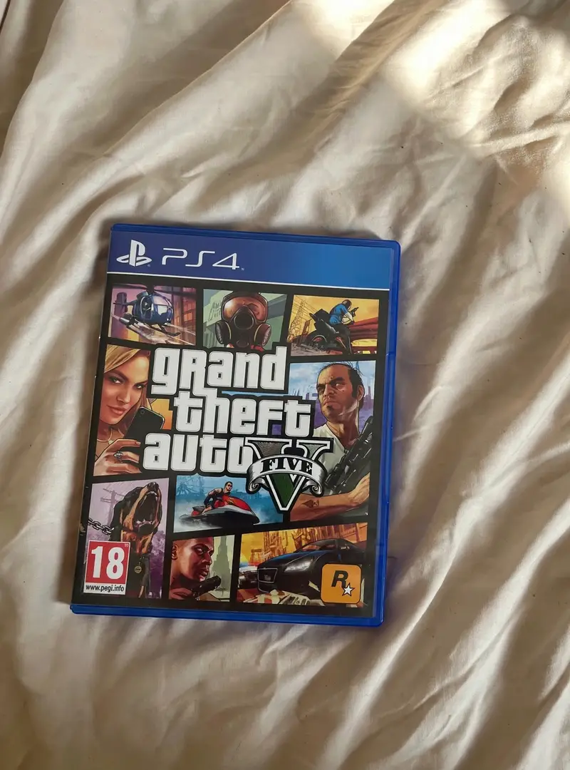 Grand Theft Auto V (GTA V) - PlayStation 4 - PS4 - Huvudbild