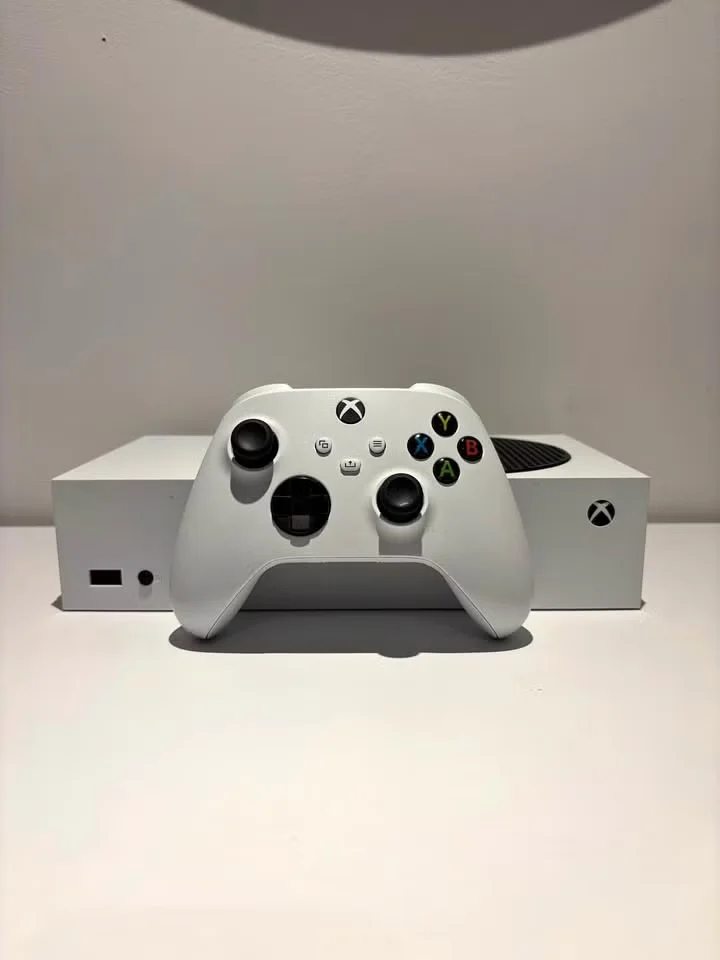 Xbox Series S + Handkontroll - Miniatyrbild 3