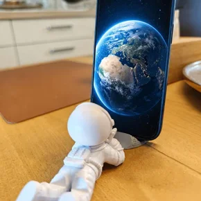 Astronaut Telefonhållare – Dekoration för hemmet