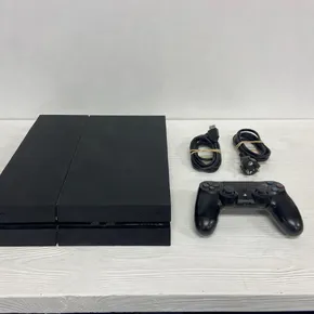 Playstation 4 + handkontroll (PS4) 