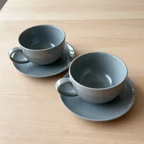Gråa koppar