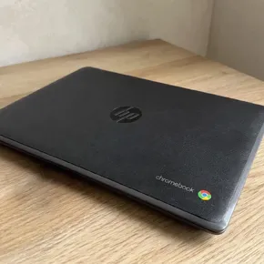 Svart HP Chromebook med touchskärm